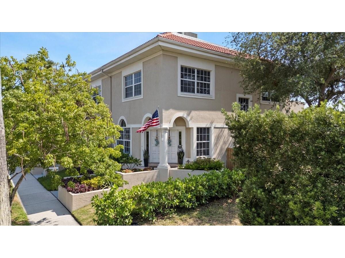 230 Columbia Drive Tampa FL 33606 TB8389752 image1