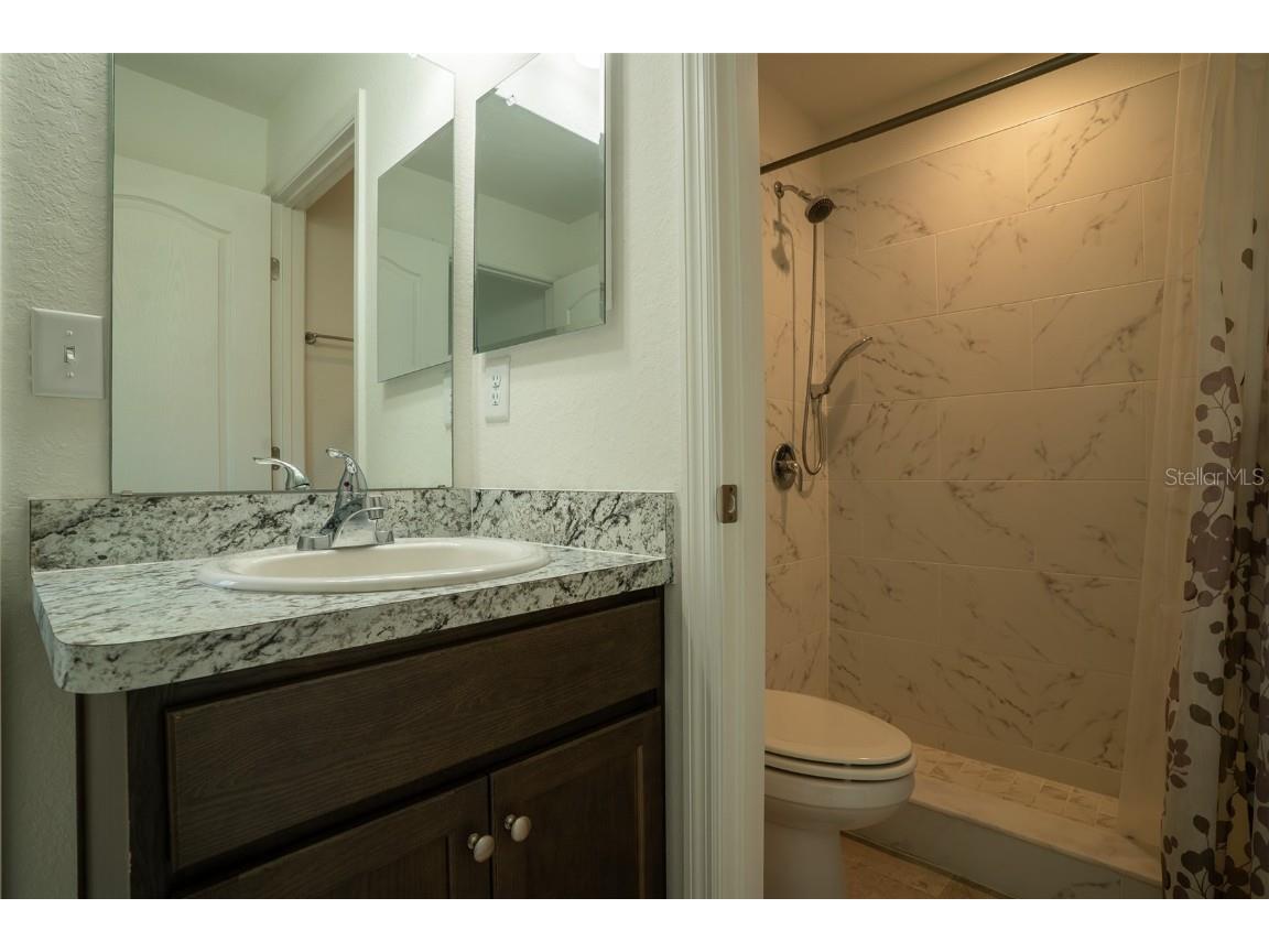 230 Cove At Eagle Lake Circle Eagle Lake FL 33839 P4936834 image11