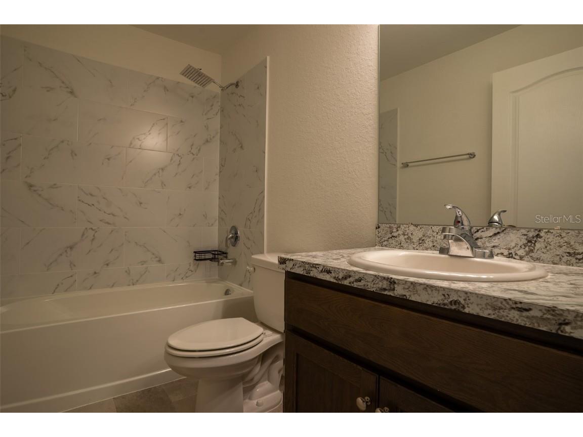 230 Cove At Eagle Lake Circle Eagle Lake FL 33839 P4936834 image14