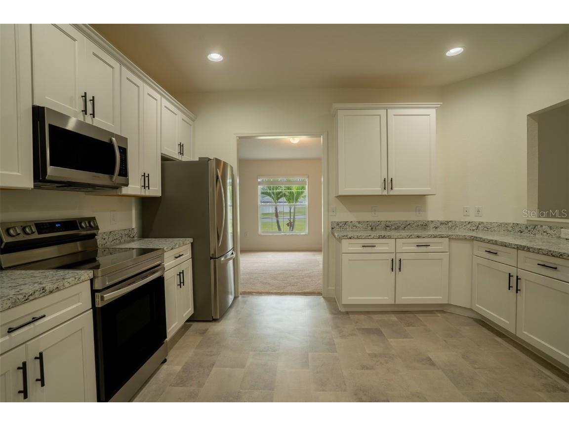 230 Cove At Eagle Lake Circle Eagle Lake FL 33839 P4936834 image5