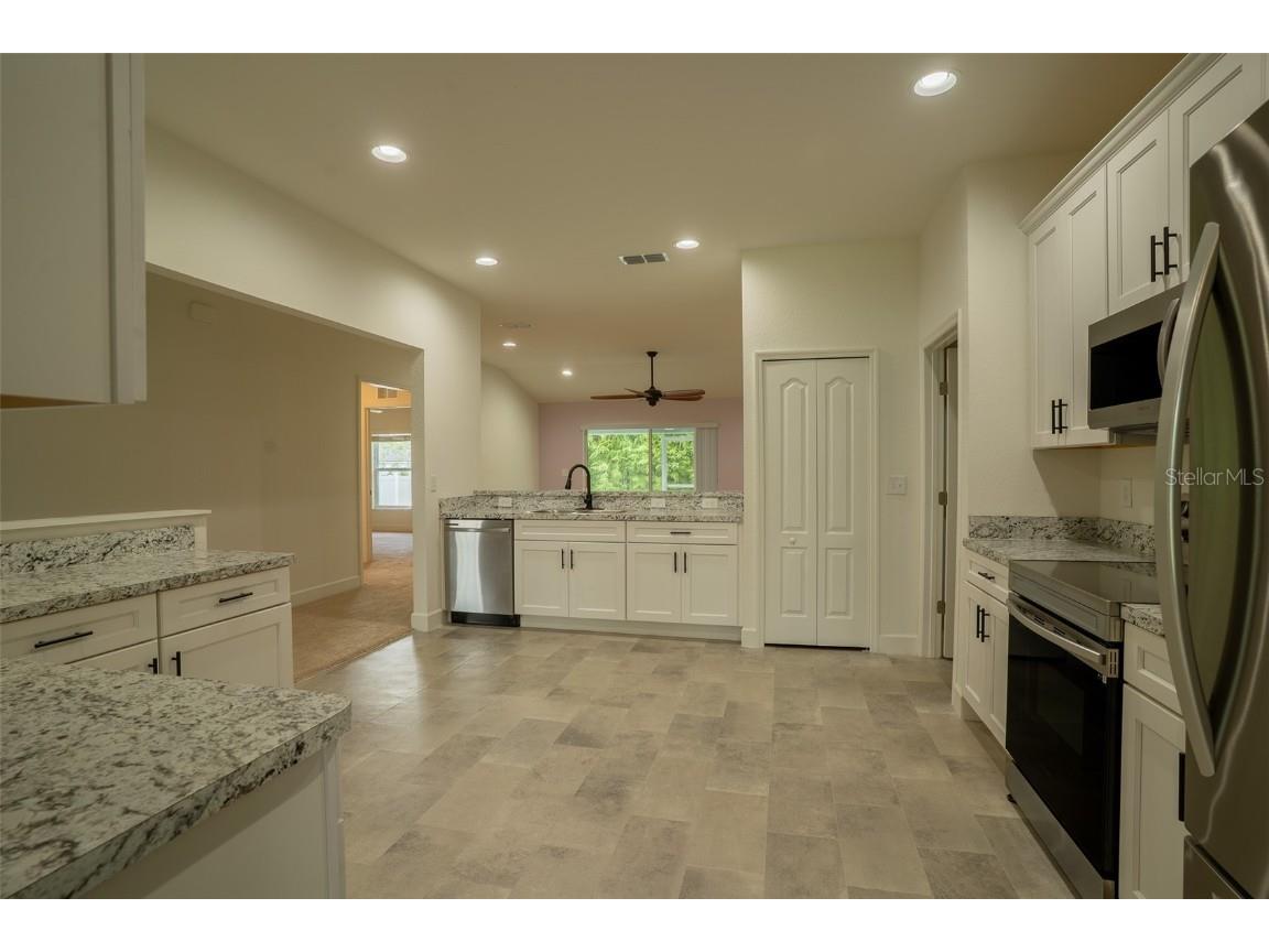 230 Cove At Eagle Lake Circle Eagle Lake FL 33839 P4936834 image6