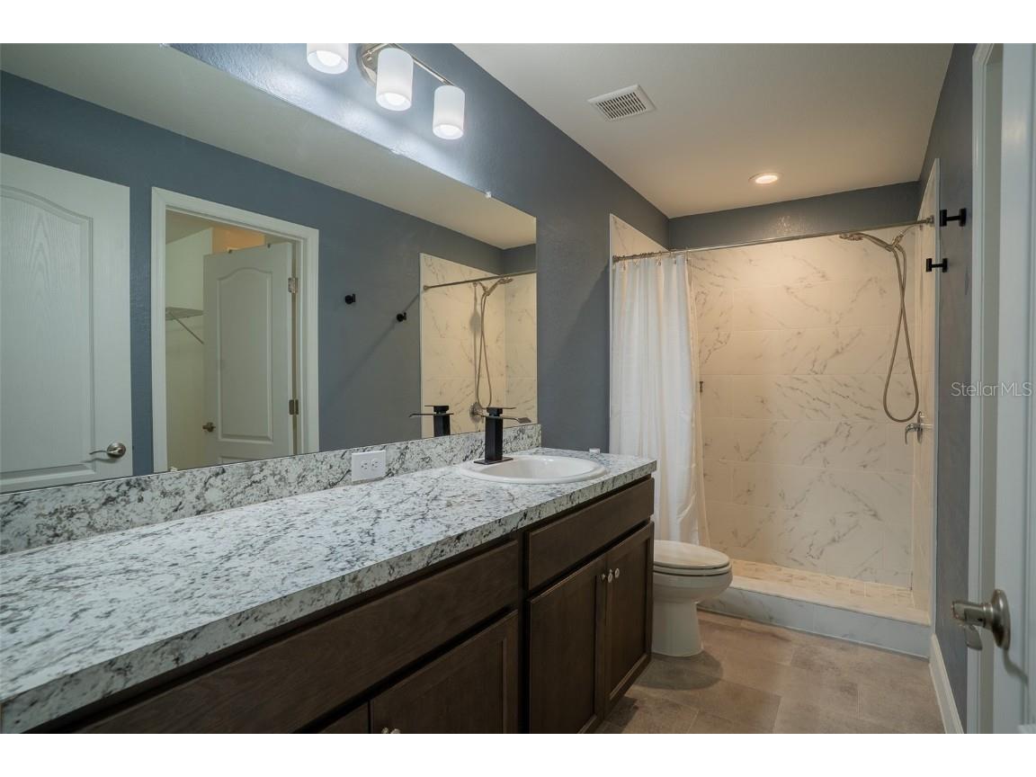 230 Cove At Eagle Lake Circle Eagle Lake FL 33839 P4936834 image8