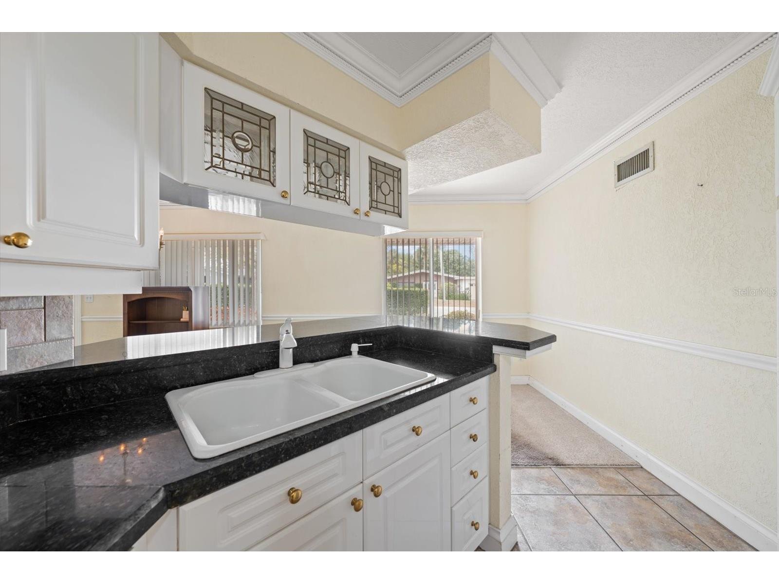 230 Garden Circle Belleair FL 33756 TB8522357 image11