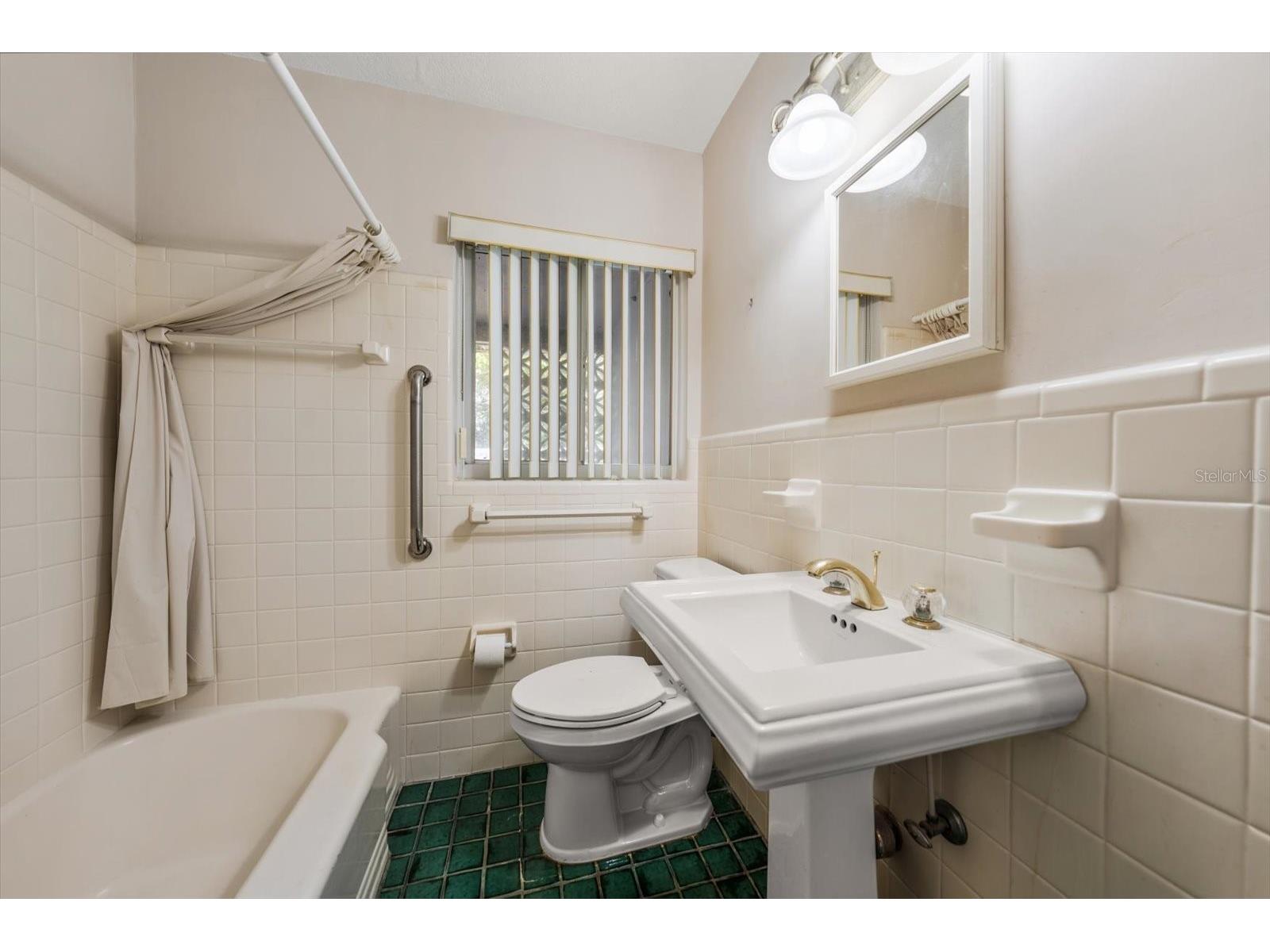 230 Garden Circle Belleair FL 33756 TB8522357 image23