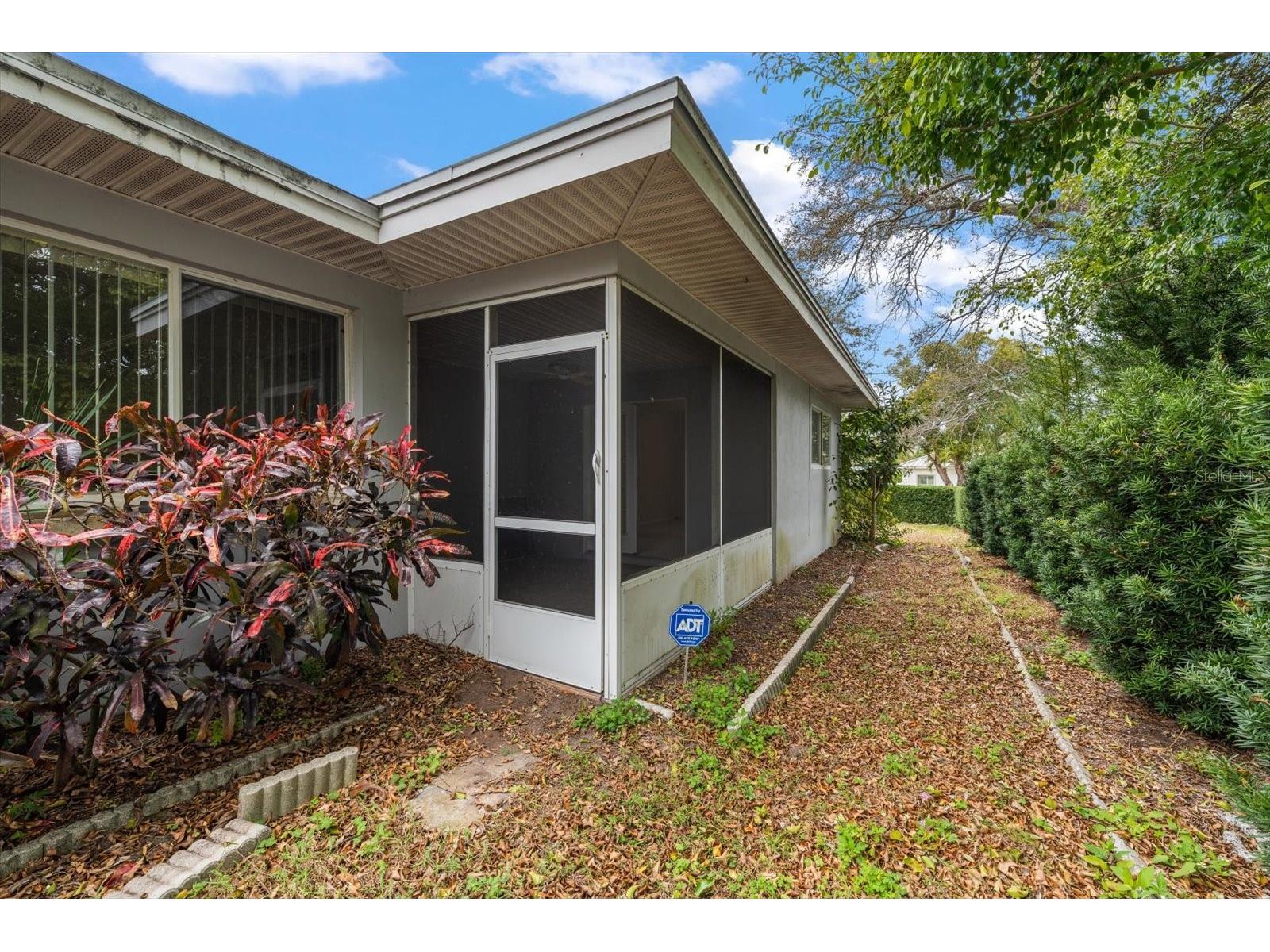 230 Garden Circle Belleair FL 33756 TB8522357 image38