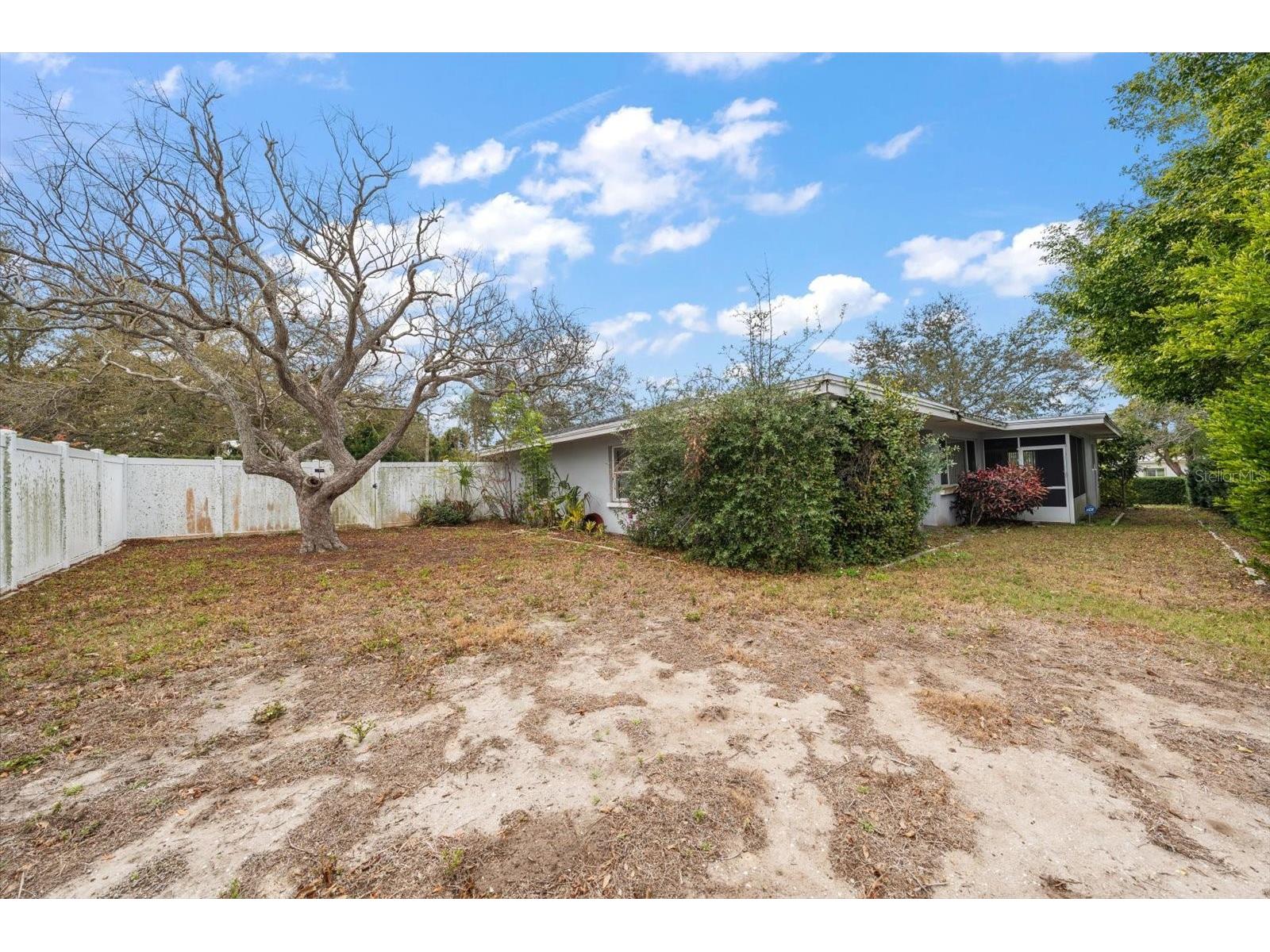 230 Garden Circle Belleair FL 33756 TB8522357 image39