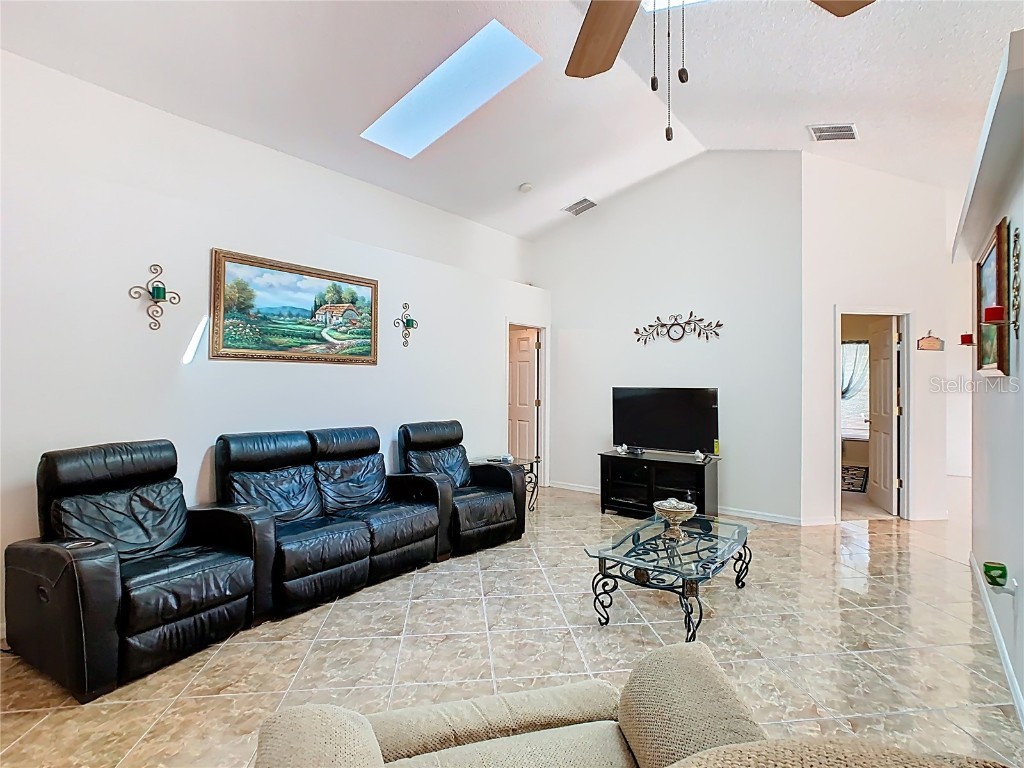 230 Halstead Drive Davenport FL 33897 S5138446 image4