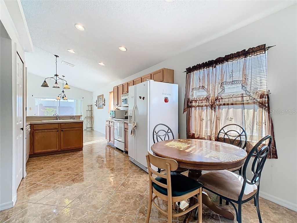 230 Halstead Drive Davenport FL 33897 S5138446 image5