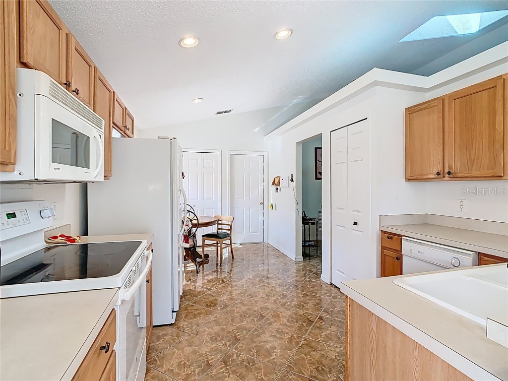 230 Halstead Drive Davenport FL 33897 S5138446 image6