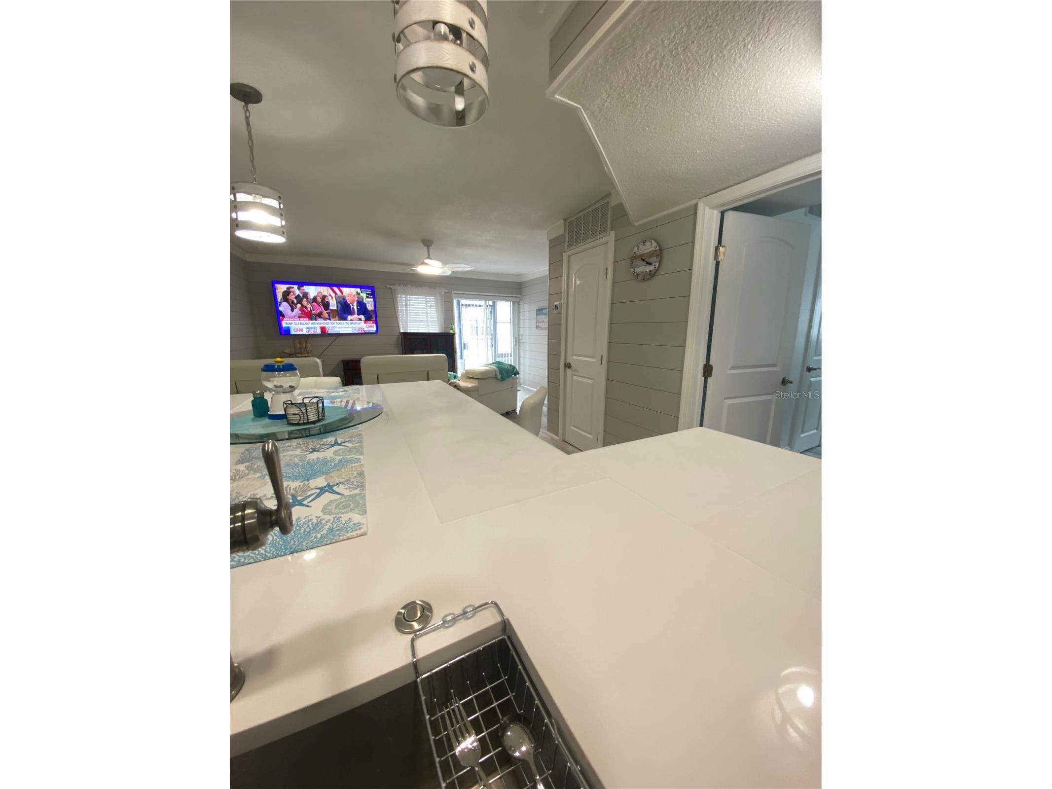 230 Medallion Boulevard #D Madeira Beach FL 33708 TB8515607 image13
