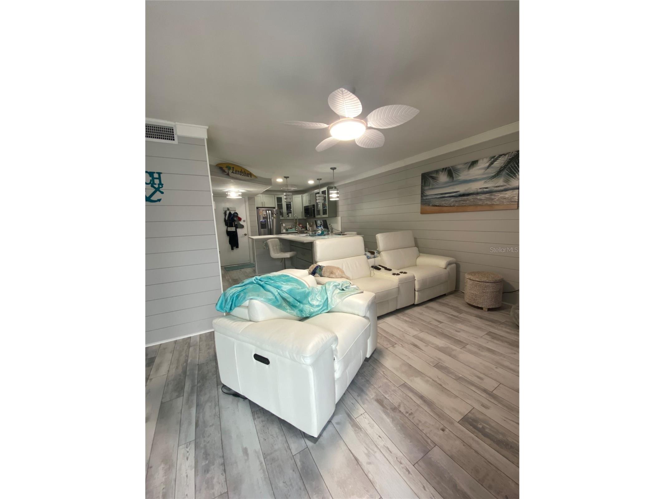 230 Medallion Boulevard #D Madeira Beach FL 33708 TB8515607 image6