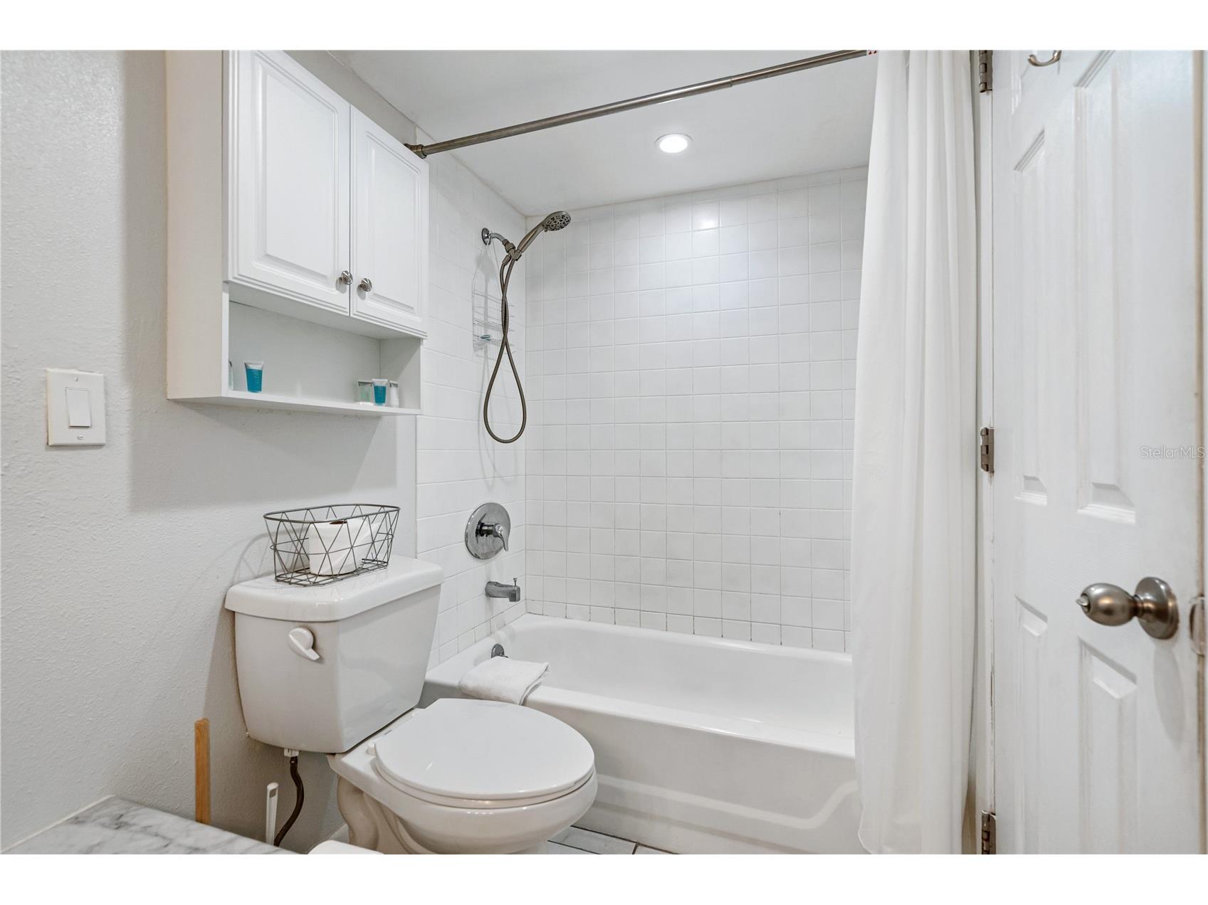 230 Medallion Boulevard #E Madeira Beach FL 33708 TB8513129 image15
