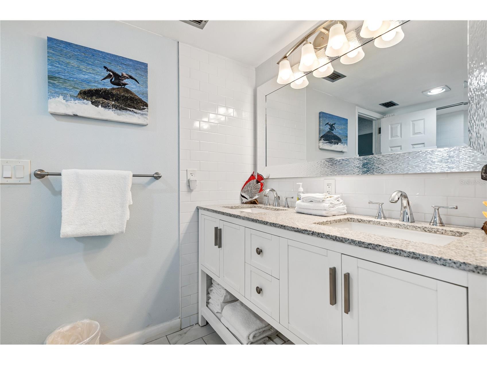 230 Medallion Boulevard #E Madeira Beach FL 33708 TB8513129 image16