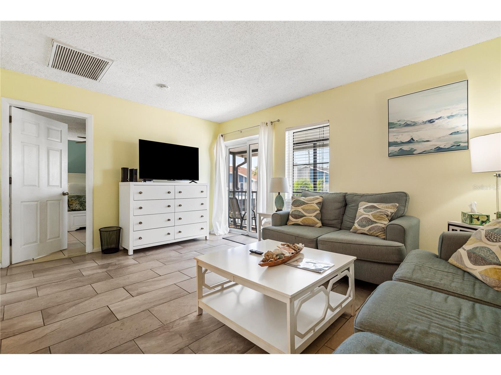 230 Medallion Boulevard #E Madeira Beach FL 33708 TB8513129 image5