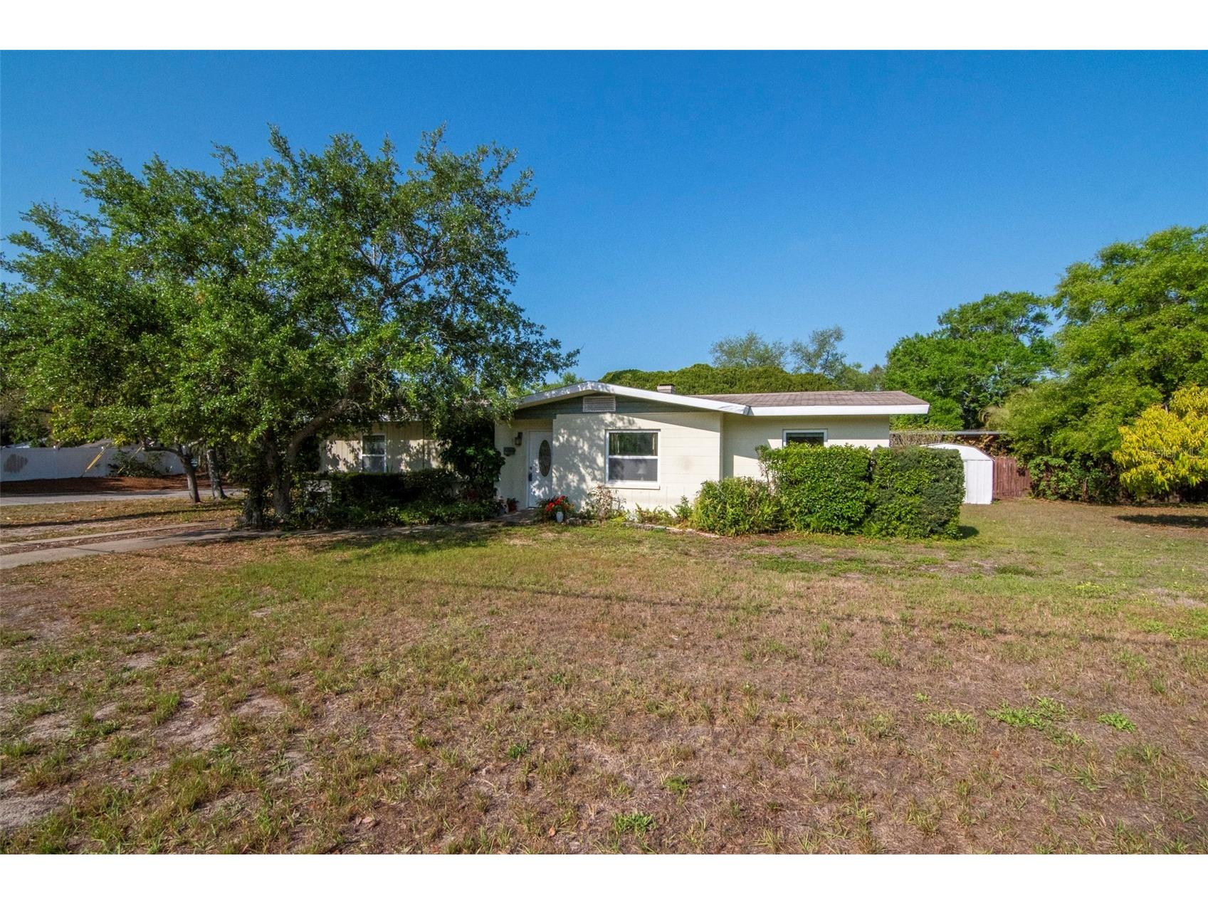 230 Milwaukee Avenue Dunedin FL 34698 TB8490971 image51