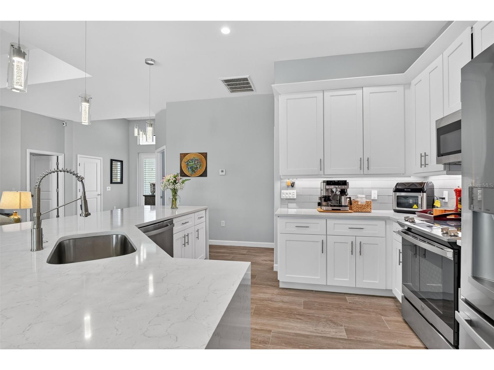 230 NE 18th Street Cape Coral FL 33909 C7523560 image36