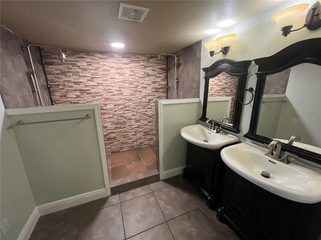 230 S Center Street Pierson FL 32180 O6362022 image18