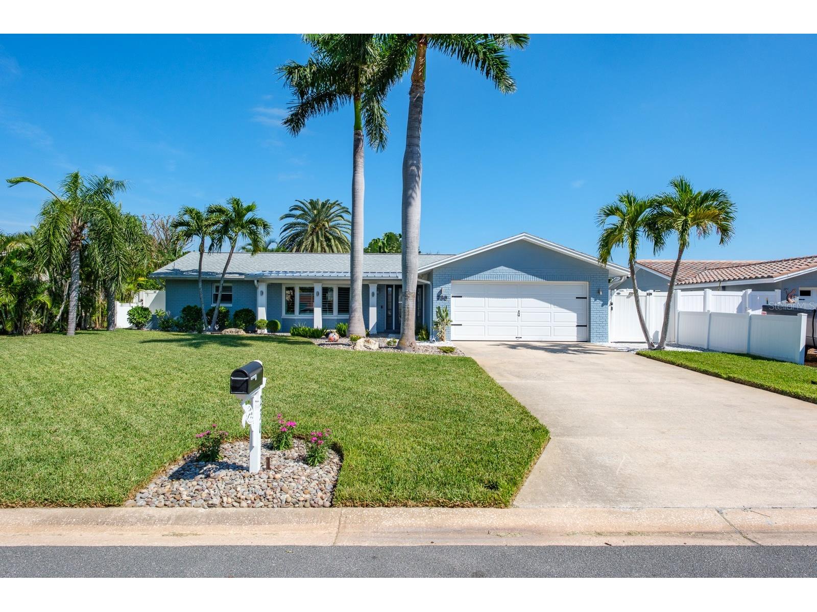 230 S Julia Circle Saint Pete Beach FL 33706 TB8443502 image2