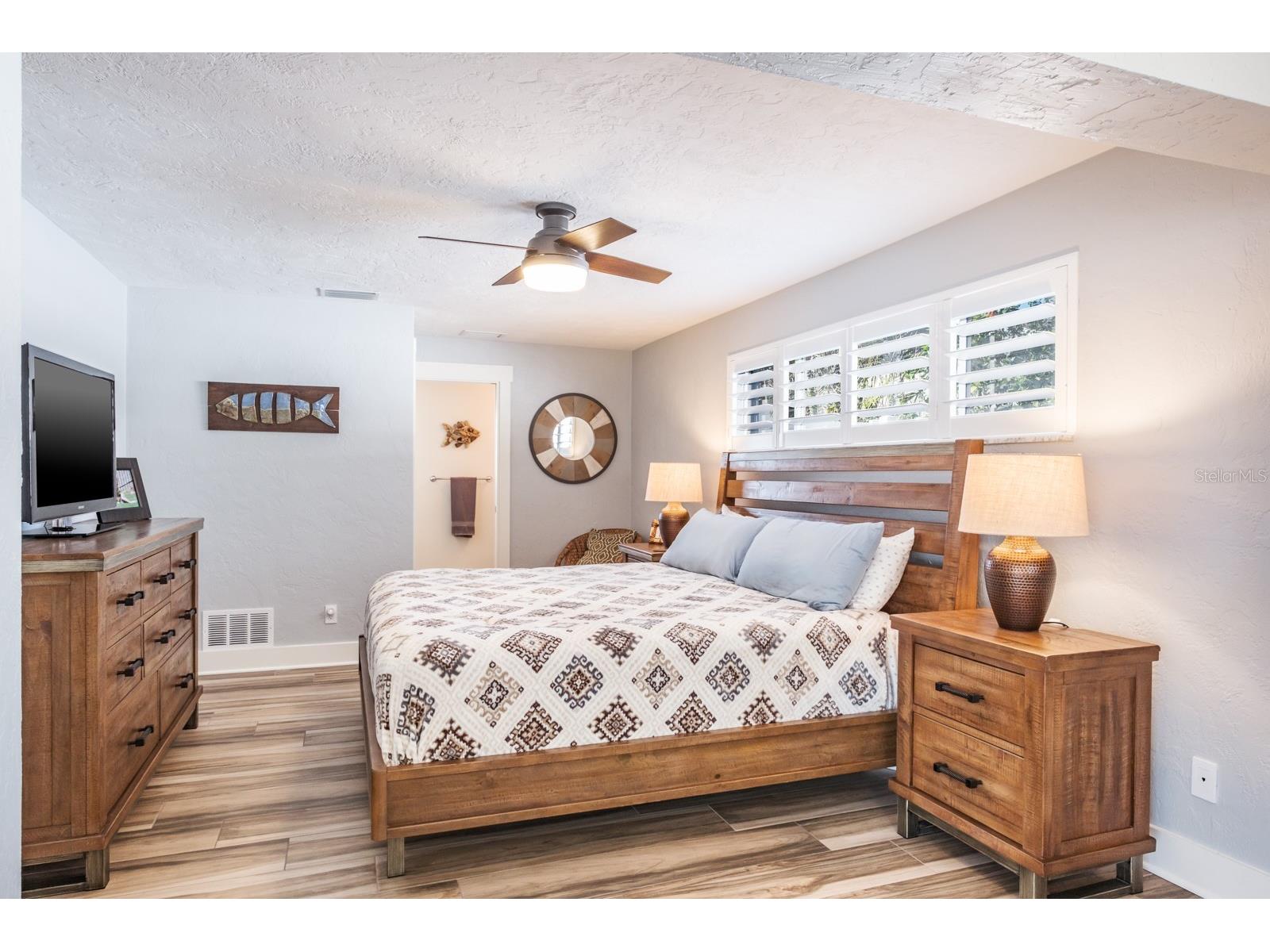 230 S Julia Circle Saint Pete Beach FL 33706 TB8443502 image24