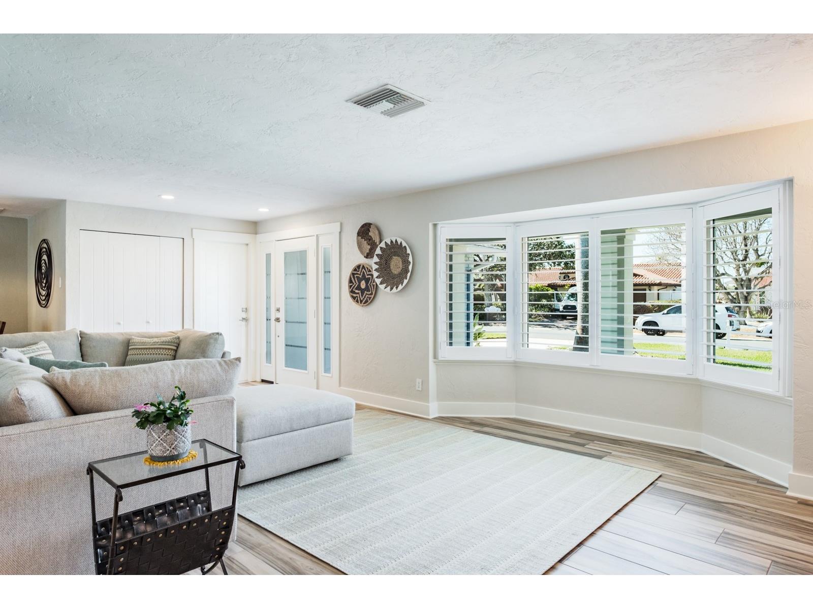 230 S Julia Circle Saint Pete Beach FL 33706 TB8443502 image9