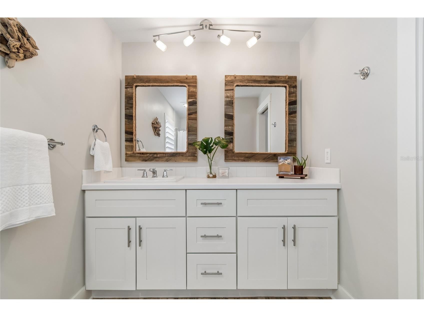 230 S Julia Circle Saint Pete Beach FL 33706 TB8498217 image24