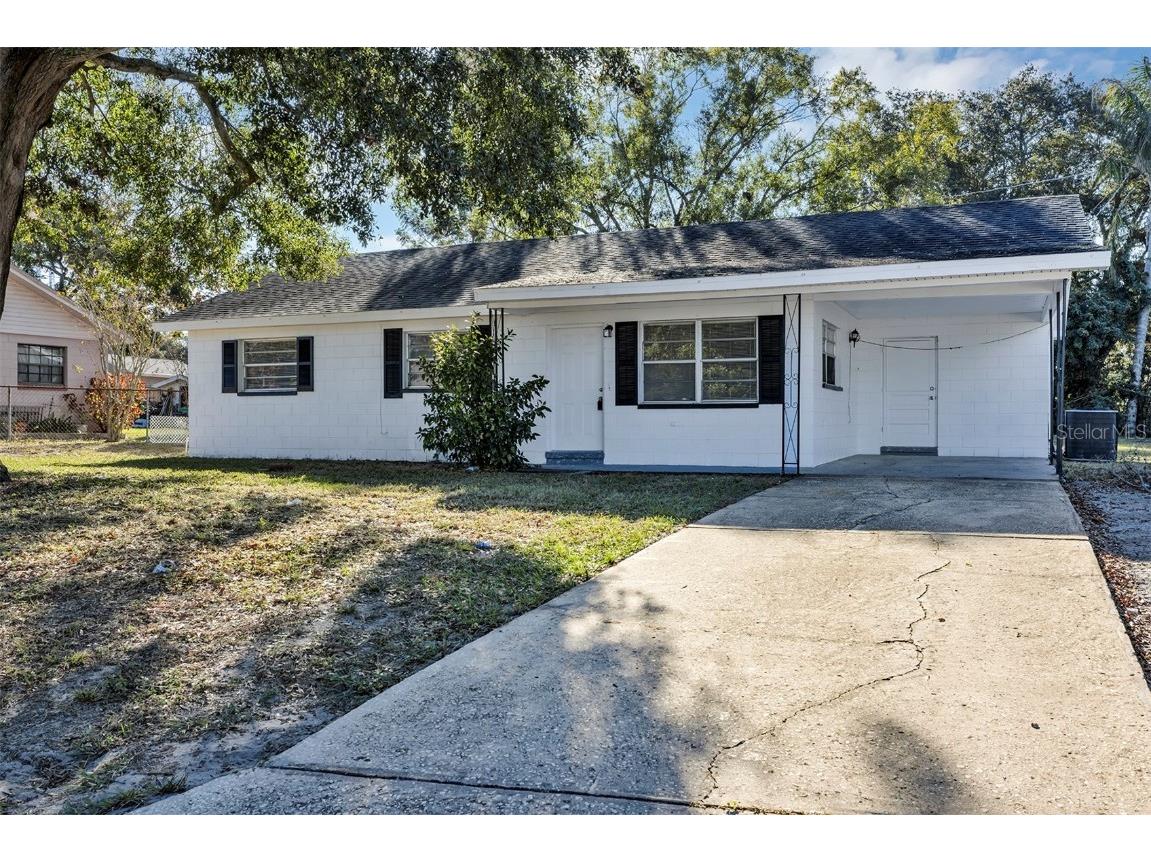 230 S Shore Drive Eagle Lake FL 33839 O6368188 image1