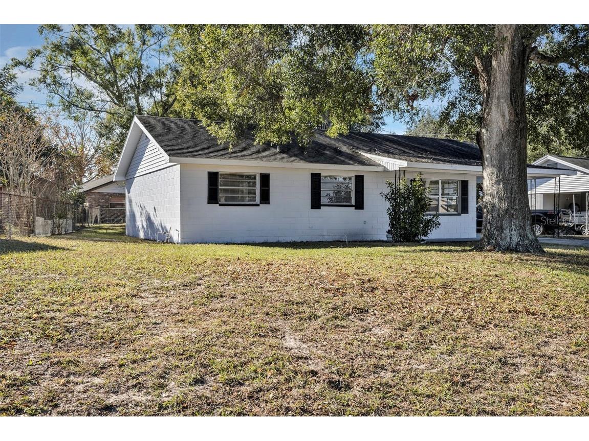 230 S Shore Drive Eagle Lake FL 33839 O6368188 image2