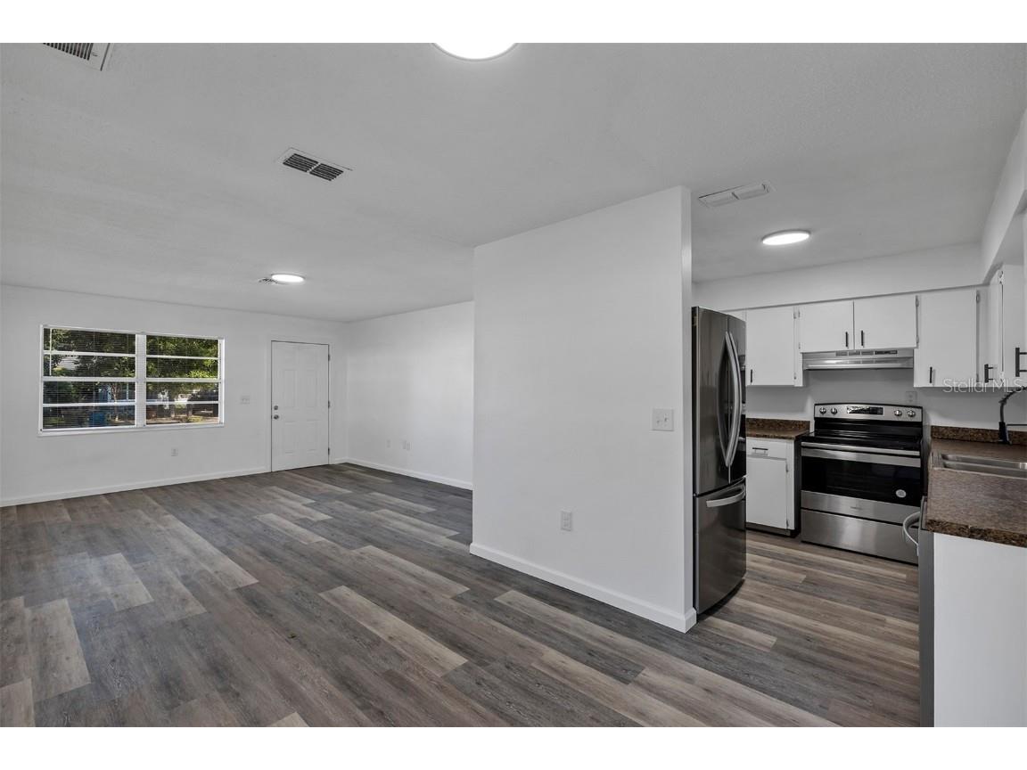 230 S Shore Drive Eagle Lake FL 33839 O6368188 image8