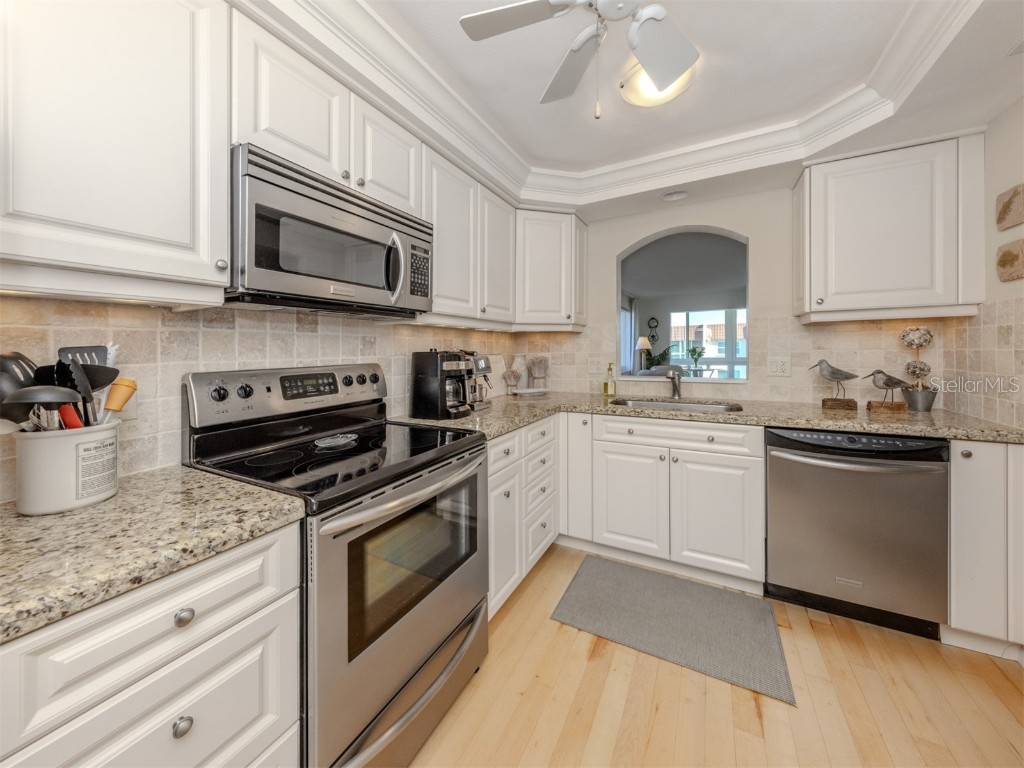 230 Santa Maria Street #330 Venice FL 34285 N6141817 image15