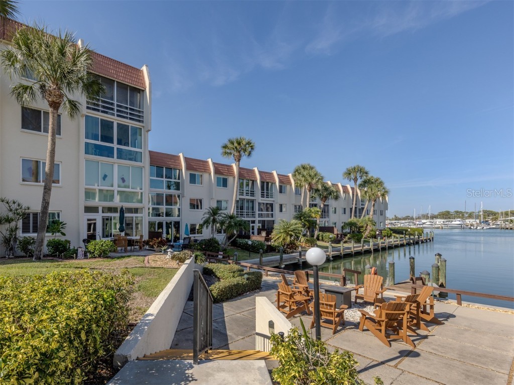 230 Santa Maria Street #330 Venice FL 34285 N6141817 image3