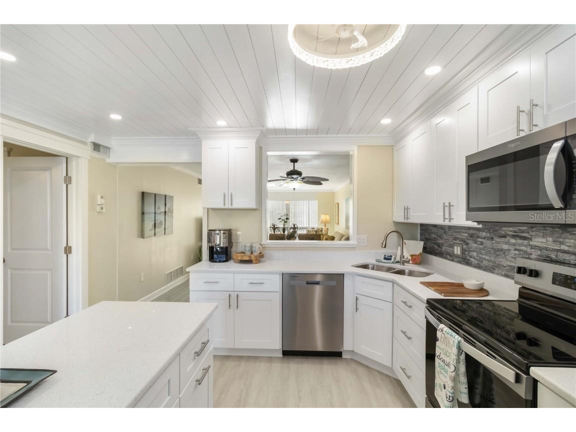 230 Santa Maria Street #333 Venice FL 34285 N6138353 image9