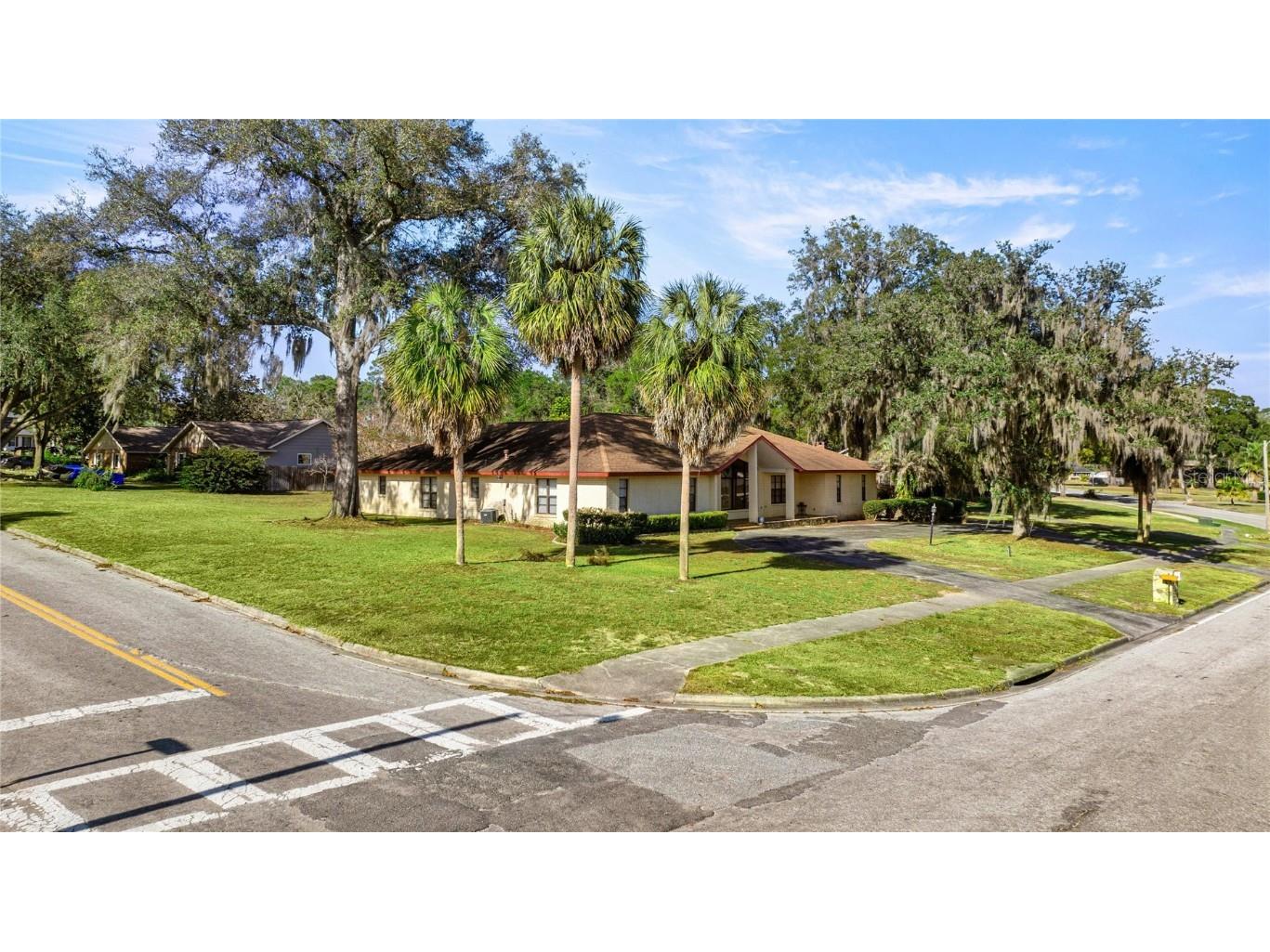 230 SE 45th Terrace Ocala FL 34471 OM709187 image53