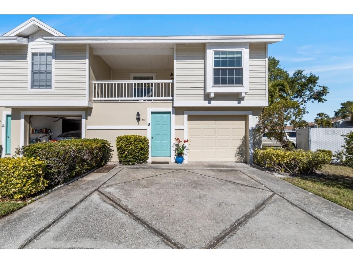 230 Sun Vista Court S #13 Treasure Island FL 33706 A4565034 image1