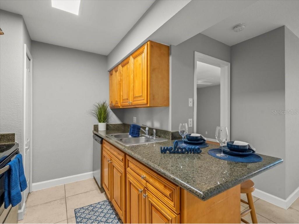 230 Thorn Tree Place #230 Brandon FL 33510 W7870168 image7