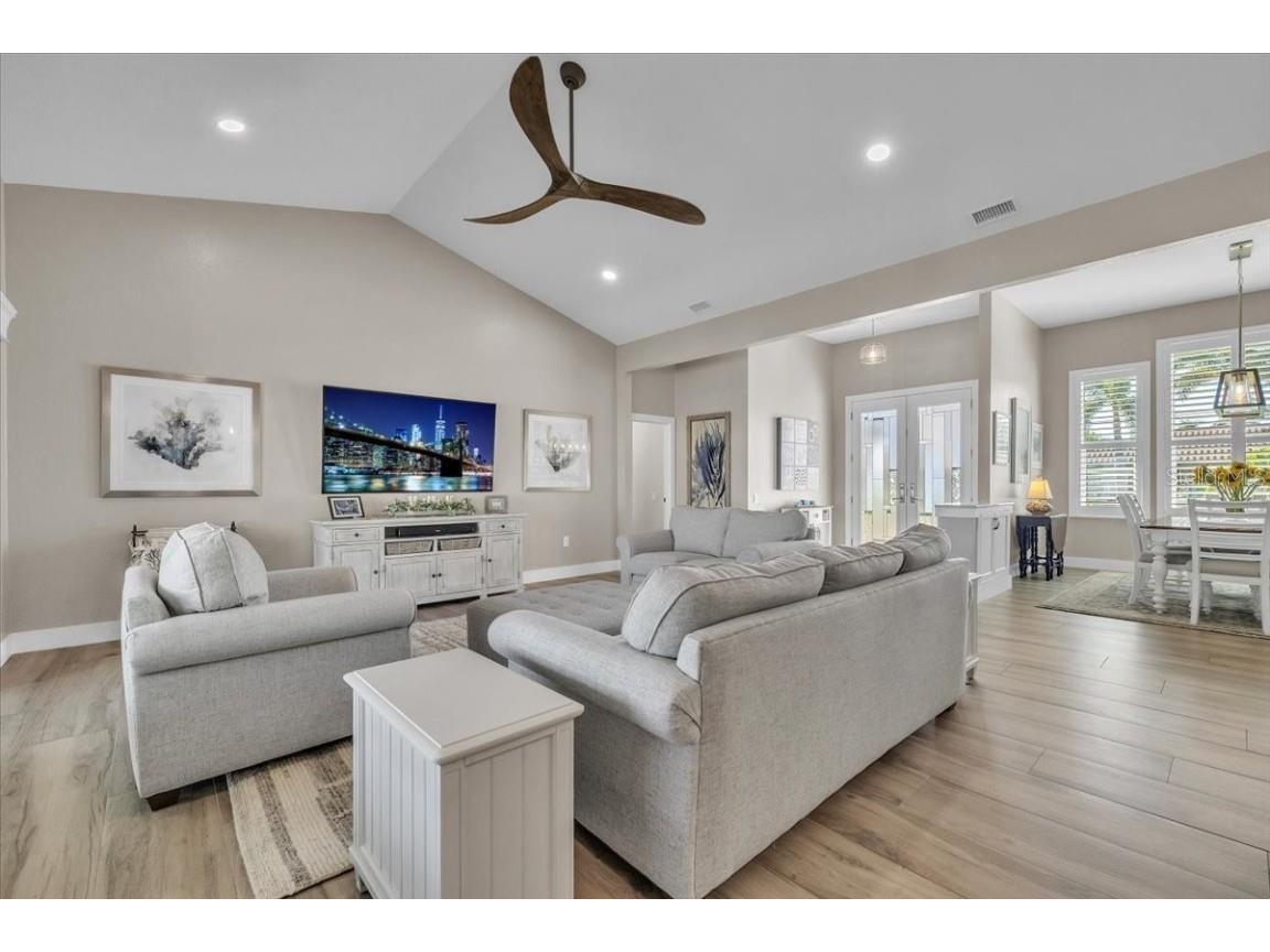 230 Venezia Court Punta Gorda FL 33950 C7519438 image5