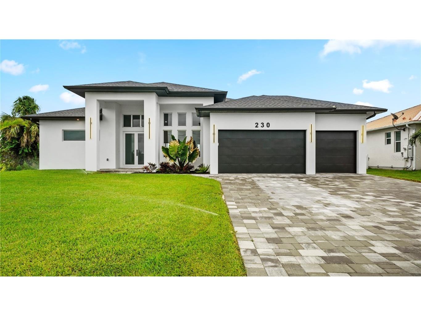 230 W Pine Valley Lane Rotonda West FL 33947 A4671912 image1