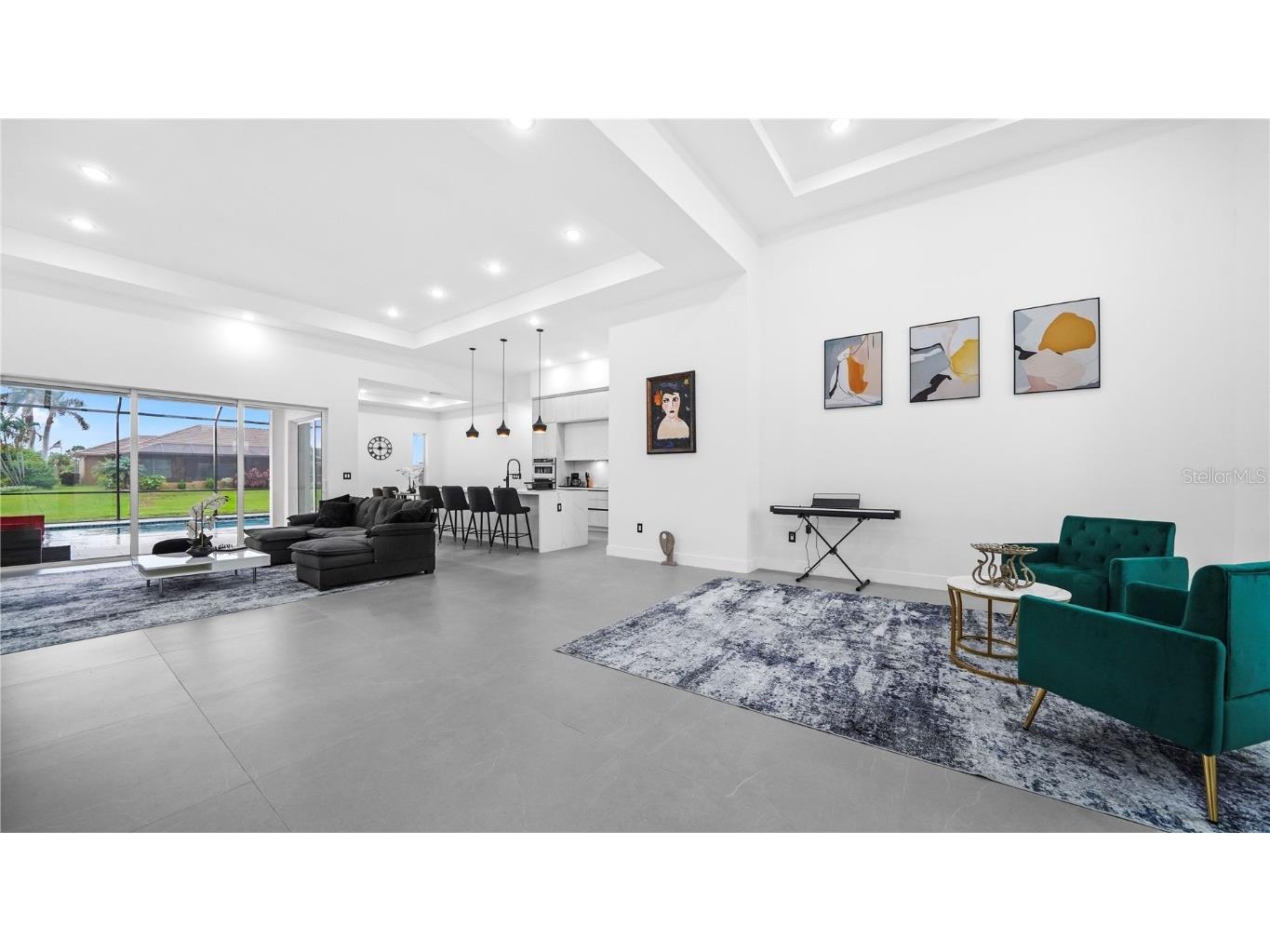 230 W Pine Valley Lane Rotonda West FL 33947 A4671912 image2