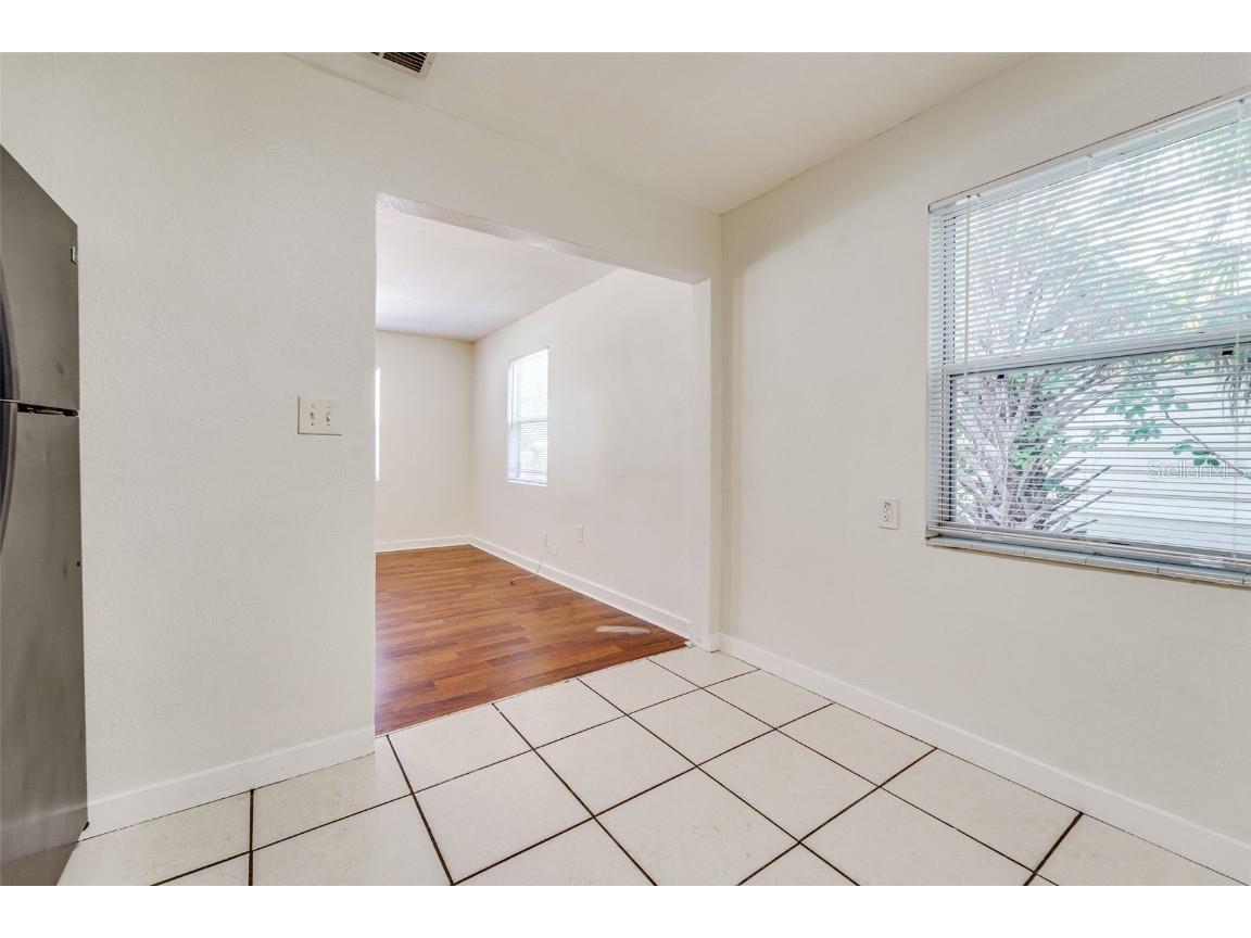 2300 17th Avenue S Saint Petersburg FL 33712 TB8436758 image10