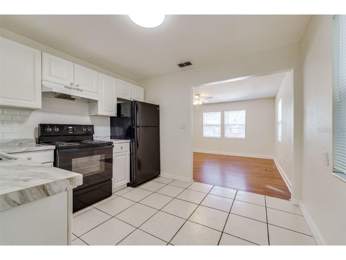 2300 17th Avenue S Saint Petersburg FL 33712 TB8436758 image11