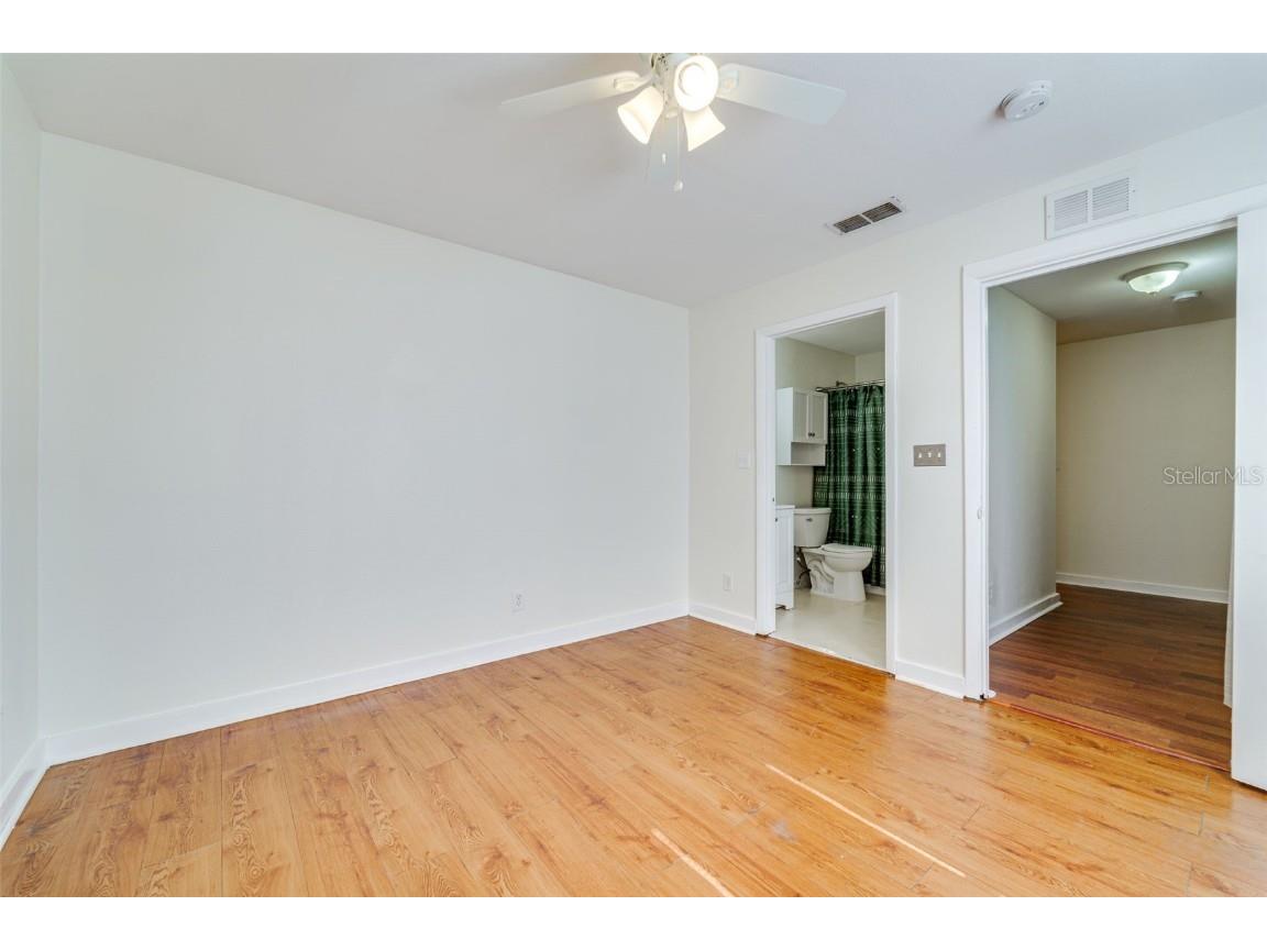 2300 17th Avenue S Saint Petersburg FL 33712 TB8436758 image18