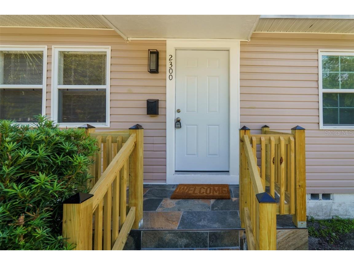 2300 17th Avenue S Saint Petersburg FL 33712 TB8436758 image2