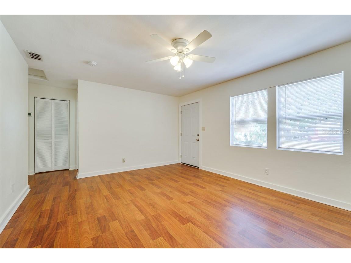 2300 17th Avenue S Saint Petersburg FL 33712 TB8436758 image6