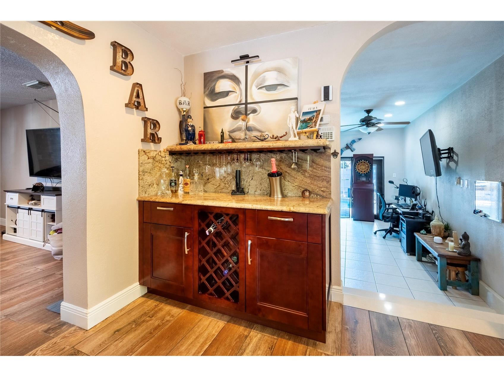 2300 37th Avenue N Saint Petersburg FL 33713 TB8470754 image18