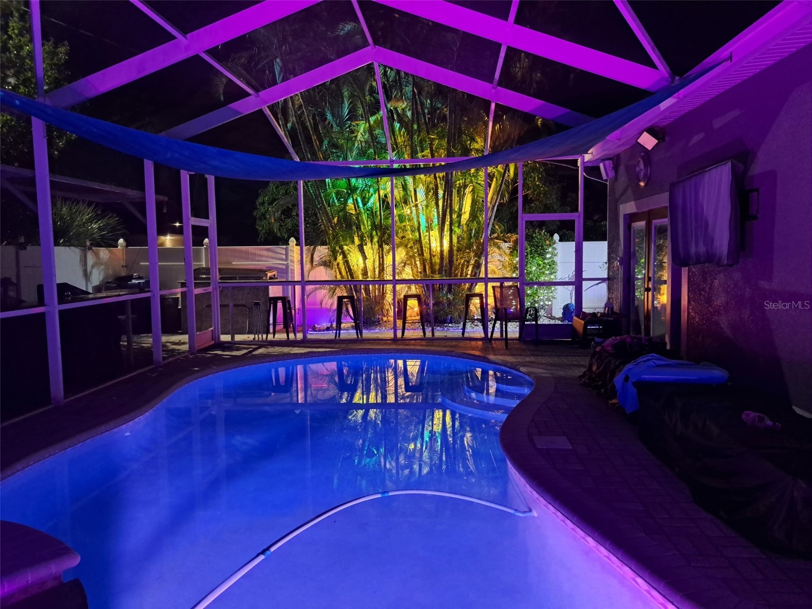 2300 37th Avenue N Saint Petersburg FL 33713 TB8470754 image48