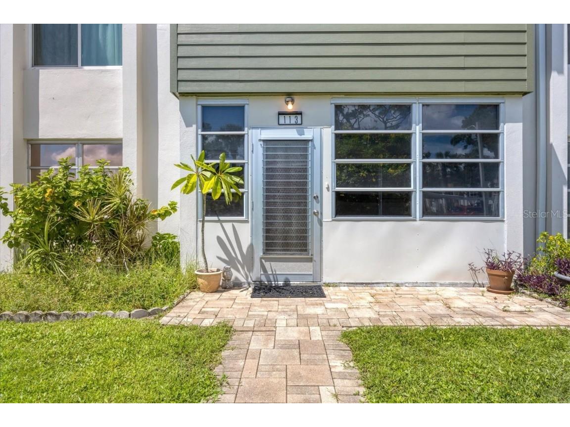 2300 Aaron Street #113 Port Charlotte FL 33952 D6137749 image1