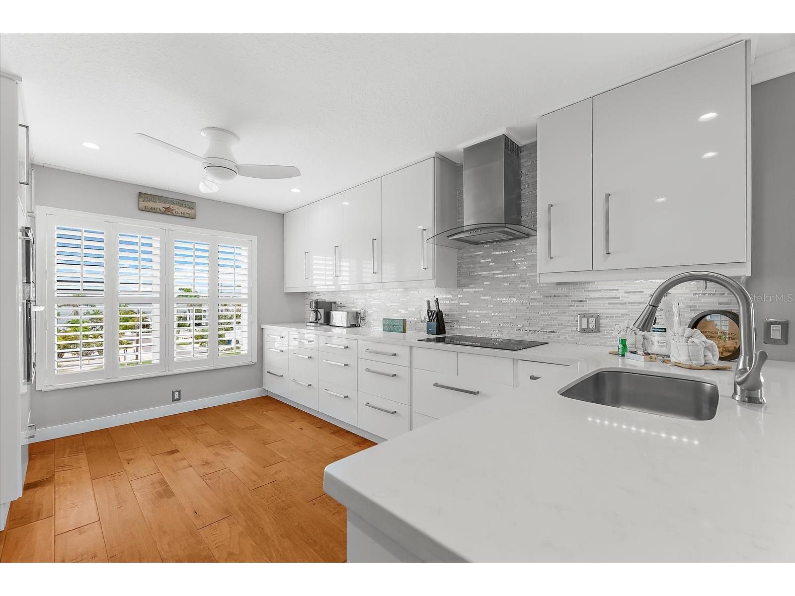 2300 Avenue B Bradenton Beach FL 34217 A4644416 image13