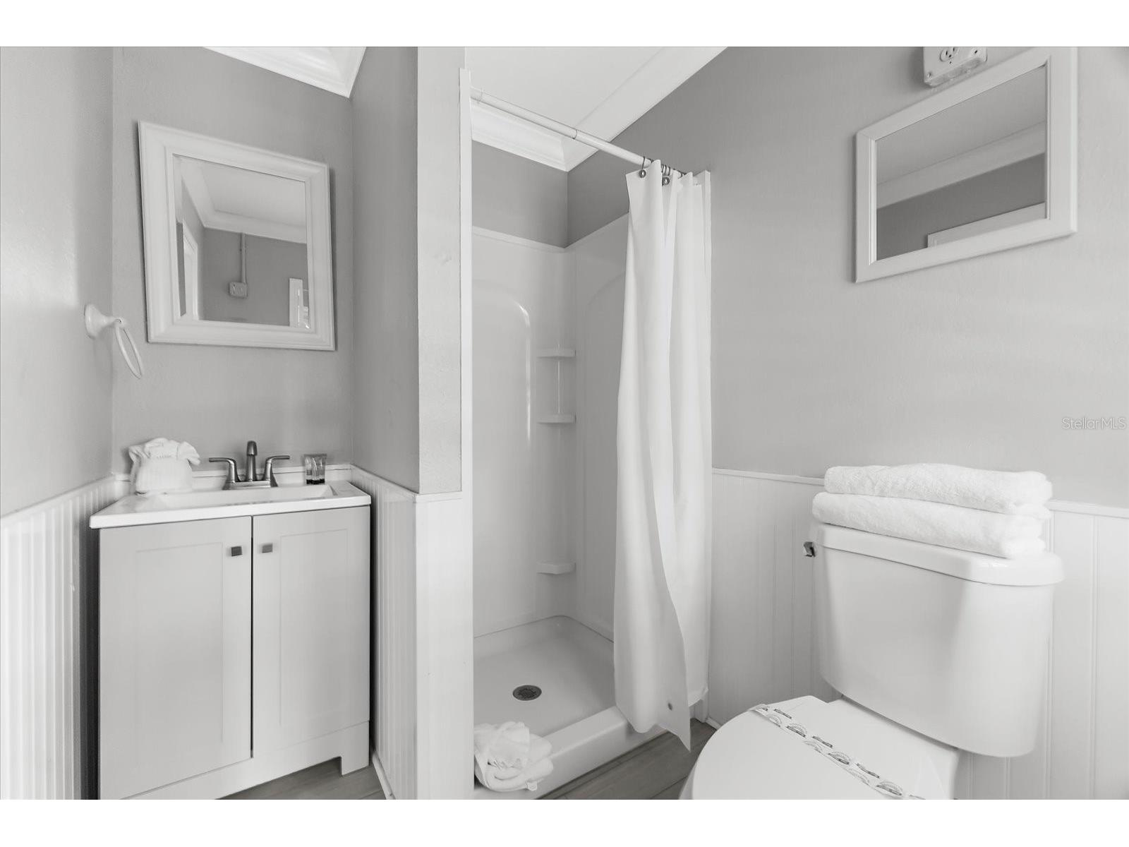 2300 Avenue B Bradenton Beach FL 34217 A4644416 image29