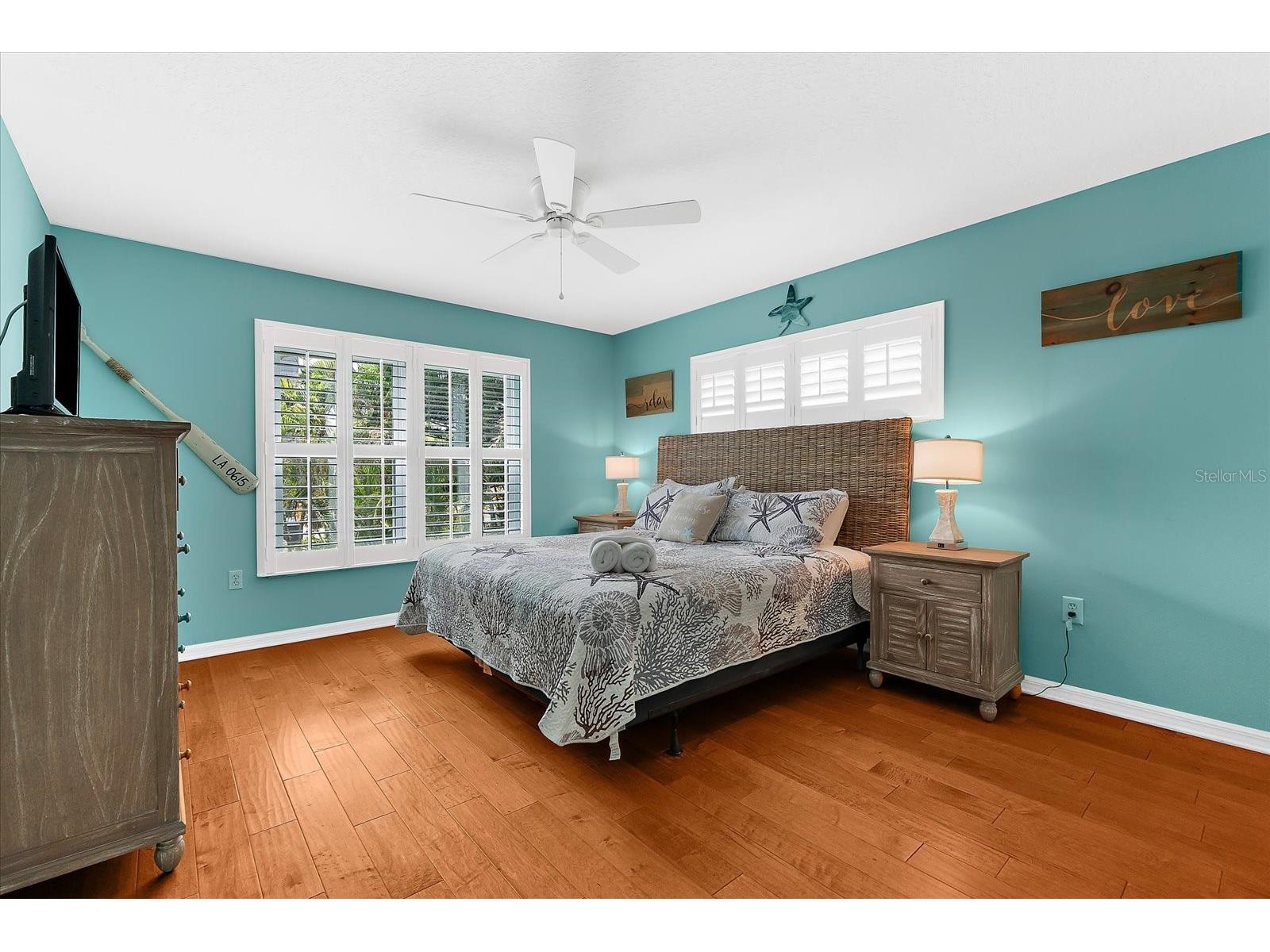 2300 Avenue B Bradenton Beach FL 34217 A4644416 image56