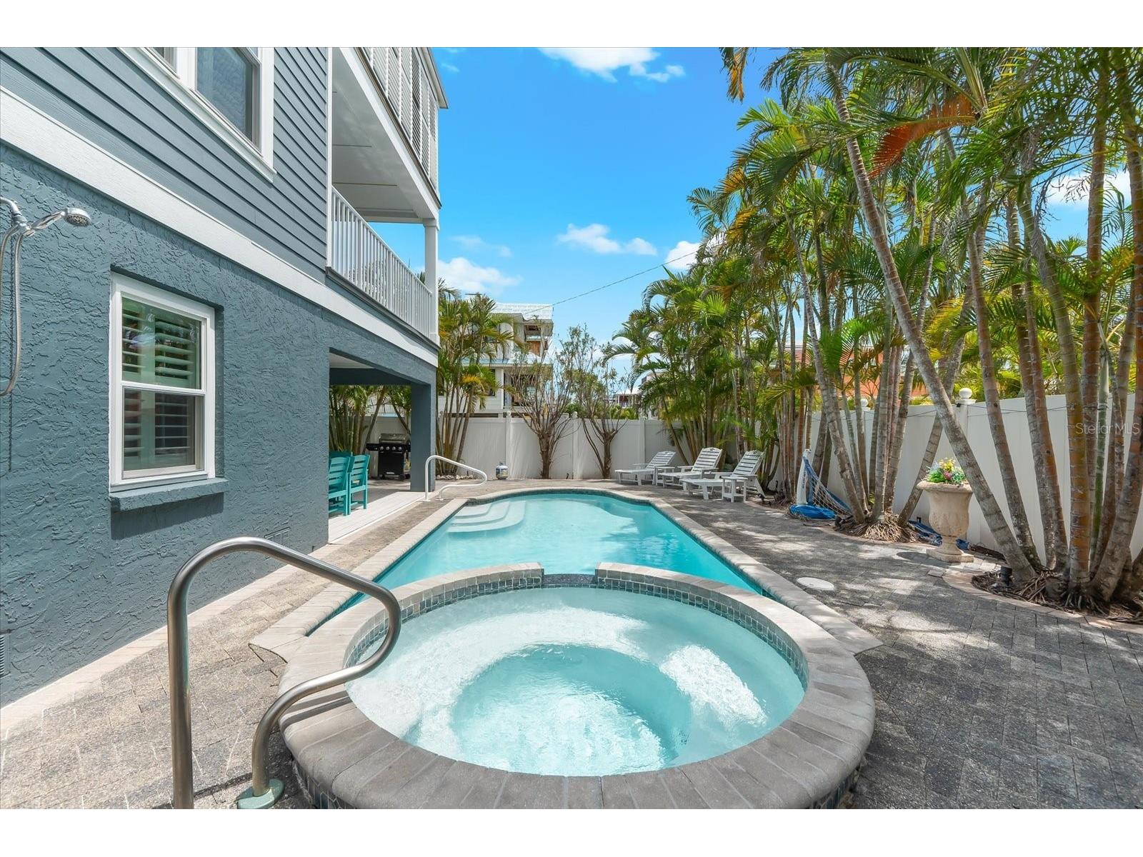 2300 Avenue B Bradenton Beach FL 34217 A4644416 image73