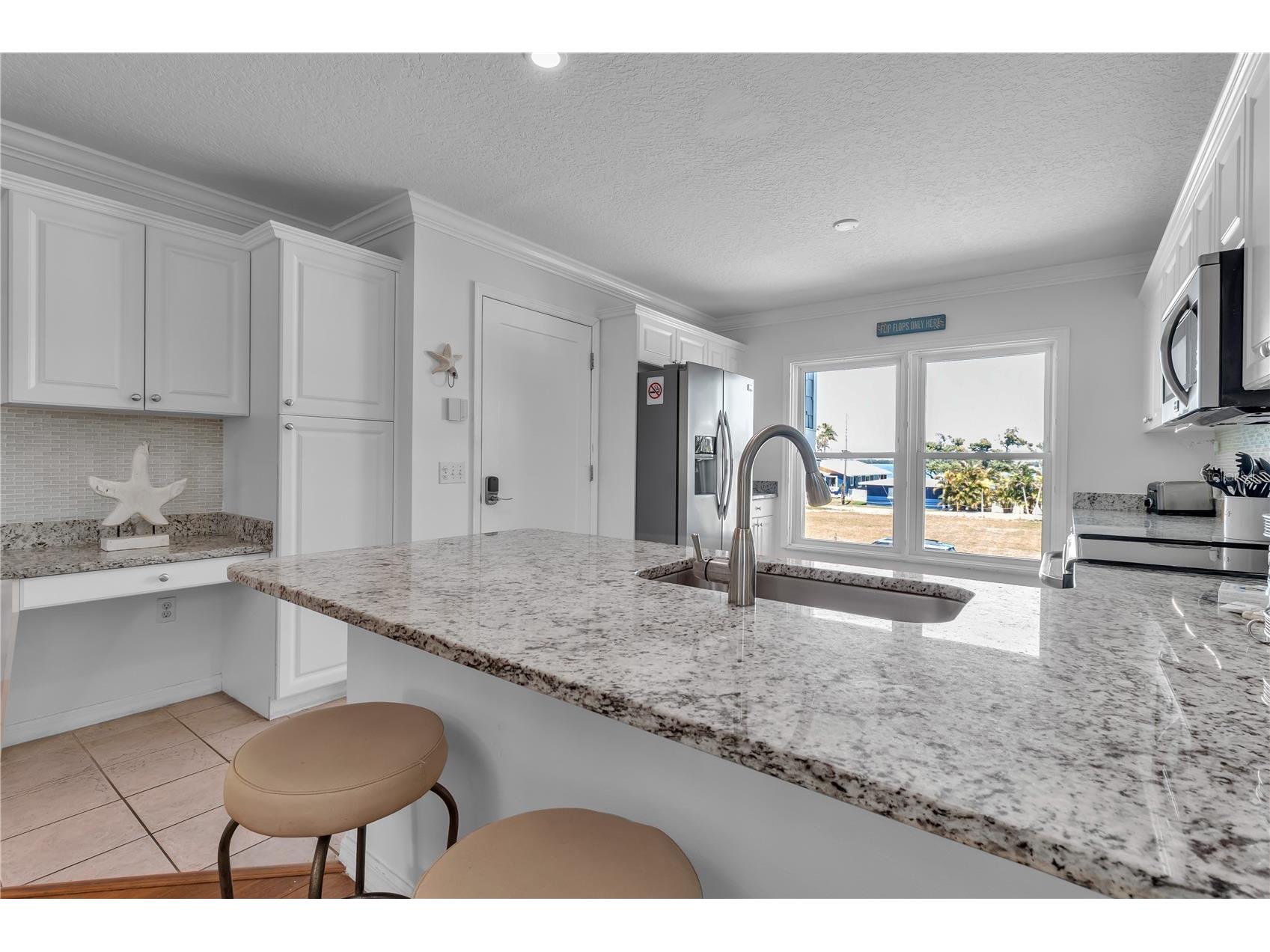 2300 Avenue B Bradenton Beach FL 34217 A4692706 image42